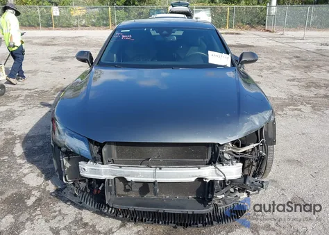 2014 Audi Rs 7 4.0T Prestige из США, поврежденный, VIN WUAW2AFCXEN903328